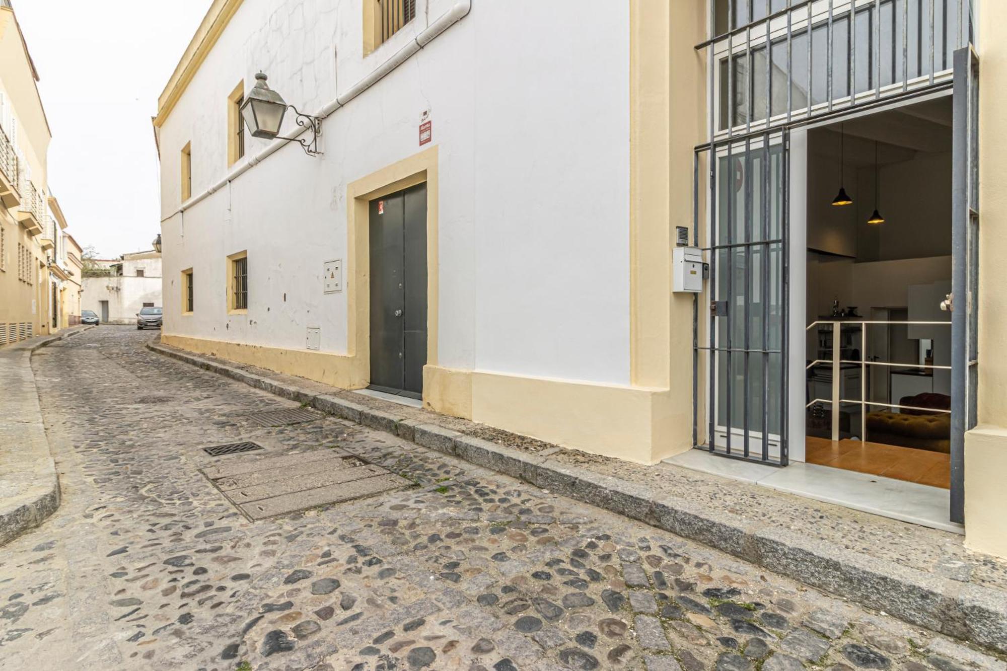 Entre Bodegas Jerez * Jerez de la Frontera